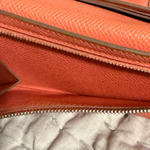 Hermes Peach Orange Women's Wallet - Picture 4 of 5